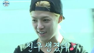 [HOT] 나 혼자 산다 - 긍정돌 강남의 남다른 친화력! 전철에서 사귄 친구와 번호 교환까지!? 20141003