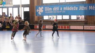29. 3. 2014 / Děti v akci / 85 / Baby dance Praha / Pod dubem za dubem - loupežníci