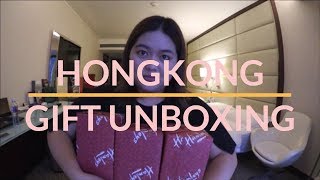 VLOG ❤️ 홍콩 침사추이 ?? 호텔방에서 가족에게 줄 선물들 ? 소개! (Unboxing at Tsim Sha Tsui Hotel)