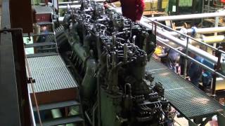 MAN F6V35 World War 1 U-boat diesel engine load run
