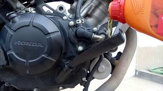 Ganti oli All New Honda CB150R | The Mreteli #2
