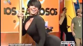?? Latina big booty Pole Dance in hot tight dress ??