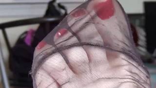 Suzanne's feet in RHT