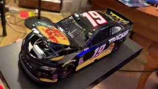 2019 Martin Truex Jr Darlington Throwback 1.24 Diecast Review