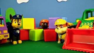 Щенячий Патруль - Гонщик и Крепыш помогают Зуме
