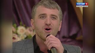 "Новогодний огонек" (на карачаевском языке)