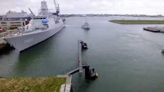 v. Amstel uitgedokt Dok 6 Marinebedrijf (26-04-2013) in Time Lapse!
