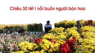 Đập bỏ chậu hoa cuối ngày 30 tết