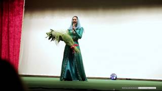 Хеда Хамзатова на концерте в ДК в г. Назрань 2014г