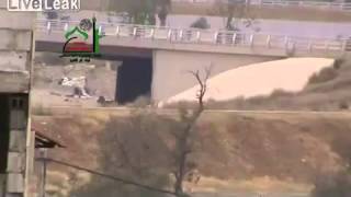 Syria - FSA sniper kills soldier / снайпер подстрелил солдата