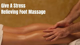 Hawaiian Lumi Lumi Feet Massage Technique