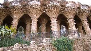 BOOKER TRAVELS - Barcelona: Seeking Gaudi