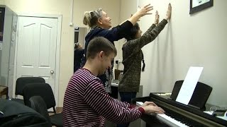 Учимся петь. Большая и малая секунды. Распевка на фразе
