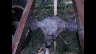 Самодельный трактор.Процесс сборки.Приварил задний мост. #33.