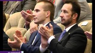 Янукович розширив співочий репертуар