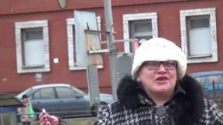 Жительница Мурманска поздравляет жениха и невесту  26 октября 2016г