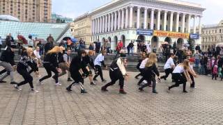 EXO k-pop Flashmob in Kiev, Ukraine 2013.09.22