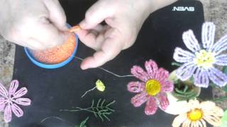 Космея из бисера. Мастер - класс. Бисероплетение.