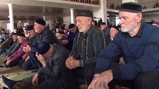 Пятничная молитва в центральной мечети г.Шали Лёма Хашуев 05 04 2019