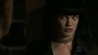 NCIS 15x22 Abby Says Goodbye to Gibbs