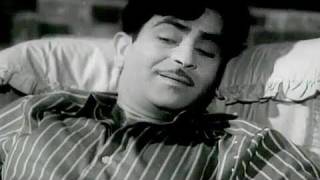 Parvarish Scene 10/18 - Mala Sinha's car Hits Raj Kapoor