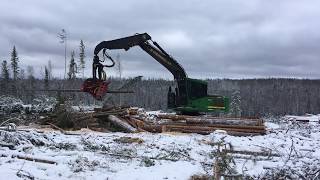 Раскряжевка хлыстов - Харвестер Joohn Deere 2154