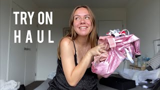 Valentines Day with Lounge Underwear | 19 & Pregnant