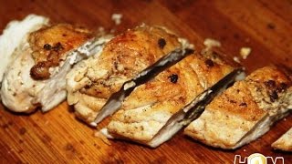 Куриная грудка, фаршированная ореховой пастой