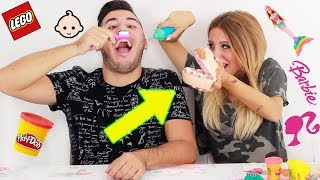 ADULTI PROVANO GIOCHI FAMOSI PER BAMBINI !!! Play-Doh, Barbie, Bambole che fanno pipì