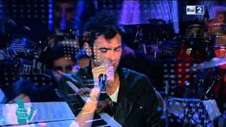 24.12.2011-MARCO MENGONI live @ CONCERTO di NATALE: "Tanto il resto cambia"