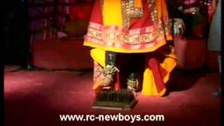 danse indienne anwar khan gypsy group spectacle au congo danse de fakir 31/12/2012