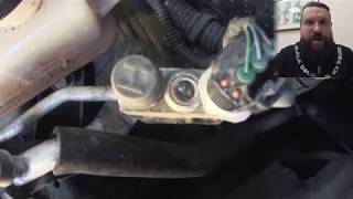 #5 Toyota Prius 30 и проверка уровня хладагента кондиционера