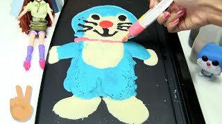 VẼ BÁNH KẾP HÌNH HAI CHÚ " DOREMON" KHỔNG LỒ PAN CAKE ART DOREMON ĐỒ CHƠI TRẺ EM | kênh chị bí đỏ