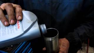 Замена масла МКПП Ниссан Тиида\Replacing oil manual transmission Nissan Tiida