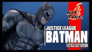 Hot Toys Justice League Tactical Batsuit Batman Sixth Scale Figure Review