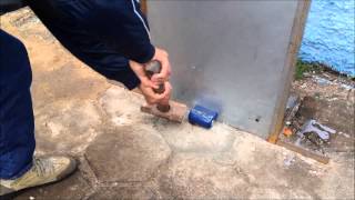 Teste de arrombamento novo cadeado de chão Mul T lock para portas de aço
