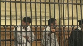 Egypte: deux policiers condamnés à 10 ans de prison