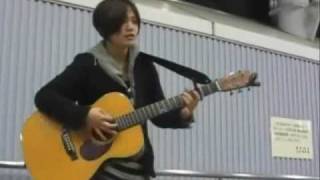 iPadアーティスト松岡美穂 - 楓 スピッツカバー（田町駅路上ライブ）