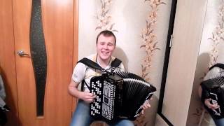 Играет и поёт Павел Сивков (баян) Звучит песня "Увядшие цветы" 30.03.2015