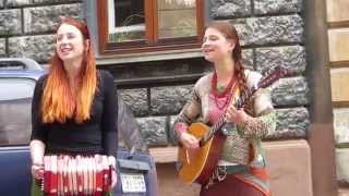 Olenky / Оленки - Ой крочком, коні, крочком (Свято музики - #FêteDeLaMusique@Lviv) #FolkRockVideo