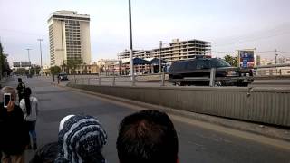 لحظه مرور موكب جلاله الملك عبدالله الثاني الى مجآـس النوآب ..  15/11/2015