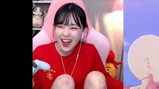 Korean girl on Twitch with rapid hiccups 딸꾹질