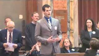 Речь Зака Уолса (Zach Wahls) в парламенте Айовы
