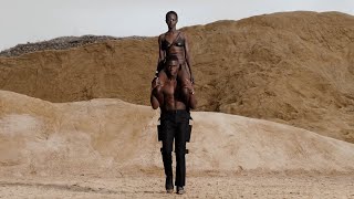 Fashion Week Stories à Paris pour l'homme : Burberry et Louis Vuitton