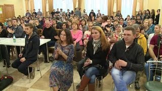 "Музыкально-поэтический фестиваль "Крылья" в Бийске" (Будни, 25.10.17г., Бийское телевидение)