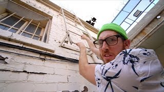 FINDING SECRET AGENT MEETING! ?(Secret Agent Mission)