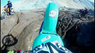 Xt600 xt 500 KTM sx250 exc450 husq WR250/podjazdy/piach/czemu puszcza gaz