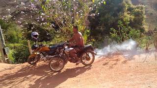 Como aprender a andar de uma roda de moto