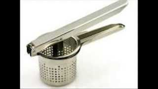 utensili  che non possono mancare in cucina