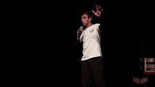 Léo Lins - BOLSONARO, facada, HITLER, DACIOLO, HAVAN